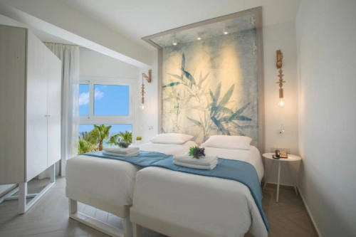 Infinity Blu - Designed for adults by Louis Hotels