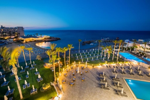 Infinity Blu - Designed for adults by Louis Hotels