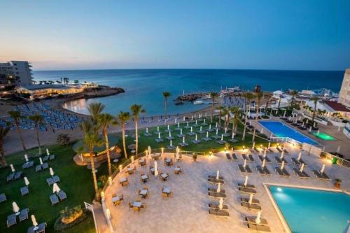 Infinity Blu - Designed for adults by Louis Hotels