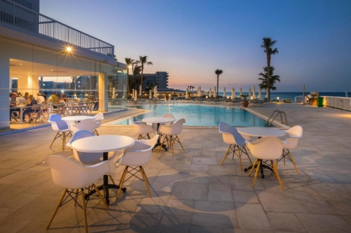 Infinity Blu - Designed for adults by Louis Hotels