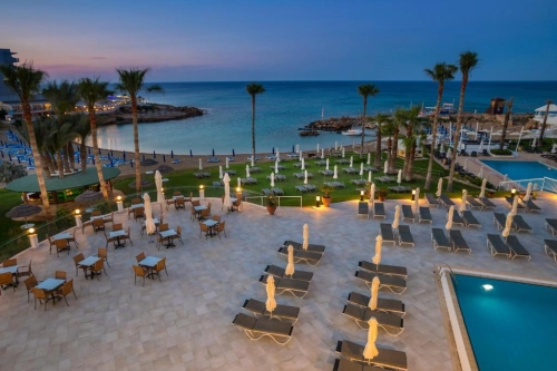 Infinity Blu - Designed for adults by Louis Hotels