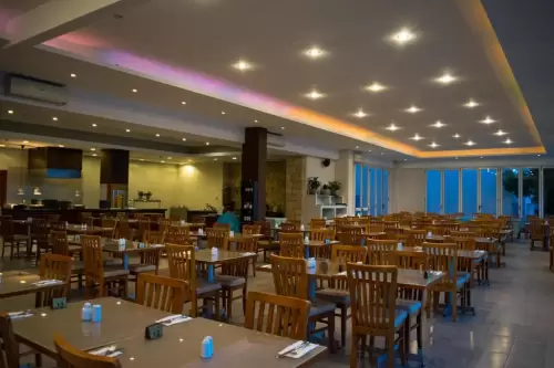 Theo Sunset Bay Hotel