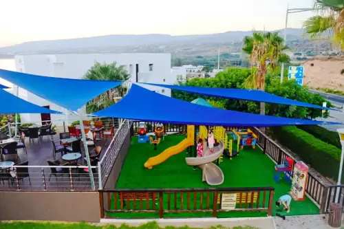 Theo Sunset Bay Hotel