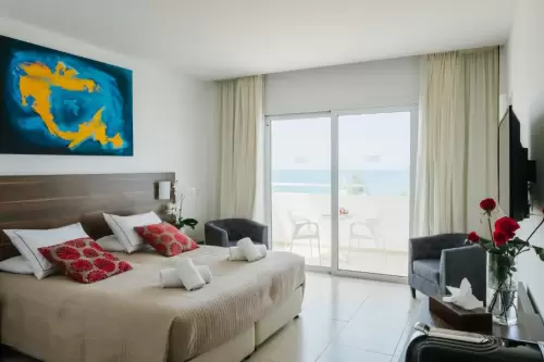 Theo Sunset Bay Hotel
